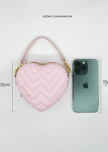 Lade das Bild in den Galerie-Viewer, Coconut Mini Heart Bag | Weat Studio