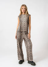 Lade das Bild in den Galerie-Viewer, Kiera Plissee Pants Leo
