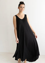 Lade das Bild in den Galerie-Viewer, Flowy Summer Dress „MYKONOS“ | Khaki & Schwarz