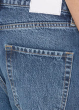 Lade das Bild in den Galerie-Viewer, Barrel Jeans SENSES.THE LABEL
