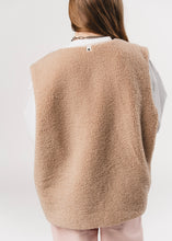 Lade das Bild in den Galerie-Viewer, Teddy Vest | Karo Kauer Label