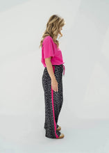 Lade das Bild in den Galerie-Viewer, Kael Trackpants Leo Grey | Oh April
