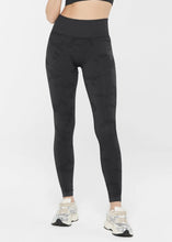 Lade das Bild in den Galerie-Viewer, Sport Leggings PA:LINA
