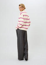 Lade das Bild in den Galerie-Viewer, Jolina Polo Candy Stripe | Oh April
