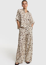 Lade das Bild in den Galerie-Viewer, Animal Wide Leg Pants | ALIX The Label

