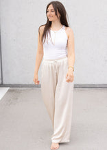 Lade das Bild in den Galerie-Viewer, Silky Pants | "NINU" verschiedene Farben
