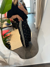 Lade das Bild in den Galerie-Viewer, Polka Dot Pants
