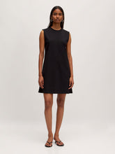 Lade das Bild in den Galerie-Viewer, Parwin Dress | Edited

