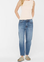 Lade das Bild in den Galerie-Viewer, Barrel Jeans SENSES.THE LABEL
