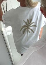 Lade das Bild in den Galerie-Viewer, Unisex &amp; oversize T-Shirt "PALMTREE" | 🪩Glitzer Edition🪩
