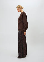 Lade das Bild in den Galerie-Viewer, Kael Lace Trackpants Leo Truffle | Oh April
