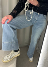Lade das Bild in den Galerie-Viewer, Wide Leg Jeans MELLY | Light Blue
