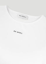 Lade das Bild in den Galerie-Viewer, Ica Longsleeve White | Oh April
