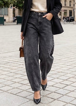 Lade das Bild in den Galerie-Viewer, Barrel Jeans  NERO | Washed Black
