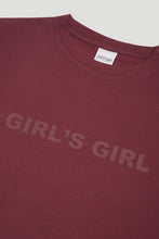 Lade das Bild in den Galerie-Viewer, BF T-Shirt Girl‘s Girl Aubergine Brown | Oh April x Saint Sass
