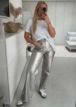 Lade das Bild in den Galerie-Viewer, Shiny Metallic Pants &quot;EMILY&quot; - SUPER SALE
