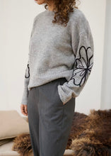 Lade das Bild in den Galerie-Viewer, KAerin Pullover | Kaffe
