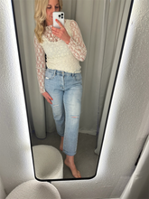 Lade das Bild in den Galerie-Viewer, Lace Longsleeve | TARA
