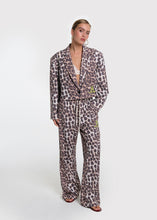 Lade das Bild in den Galerie-Viewer, Ladies Woven Animal Cropped Blazer | ALIX The Label
