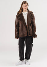 Lade das Bild in den Galerie-Viewer, Faux Leather Jacket | Karo Kauer Label
