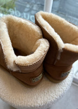 Lade das Bild in den Galerie-Viewer, Kuscheliger Boot | OOG | Last Piece SALE | kein Umtausch
