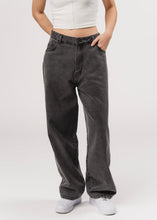Lade das Bild in den Galerie-Viewer, Denim Boxer Pants Grey | Karo Kauer Label
