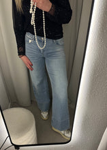 Lade das Bild in den Galerie-Viewer, Wide Leg Jeans MELLY | Light Blue
