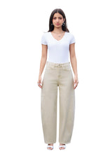 Lade das Bild in den Galerie-Viewer, Balloon Jeans mit Stretch | Beige
