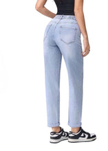 Lade das Bild in den Galerie-Viewer, Stretchy Mom Fit Jeans | Destroyed | HANNI
