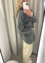 Lade das Bild in den Galerie-Viewer, Denim Nadelstreifen Hemd PIA
