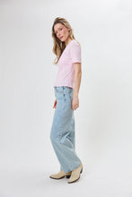 Lade das Bild in den Galerie-Viewer, Lune Regular T-Shirt Baby Rose  | Oh April
